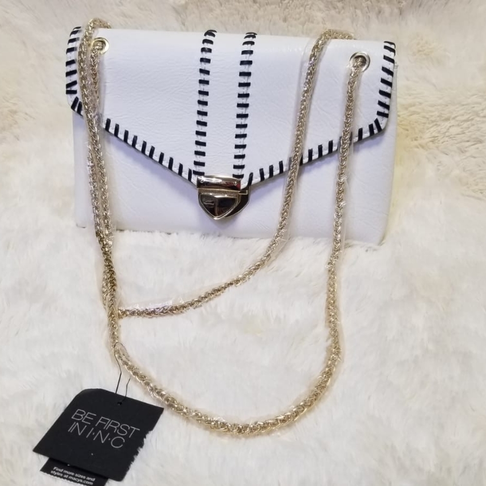 I.N.C b/w purse